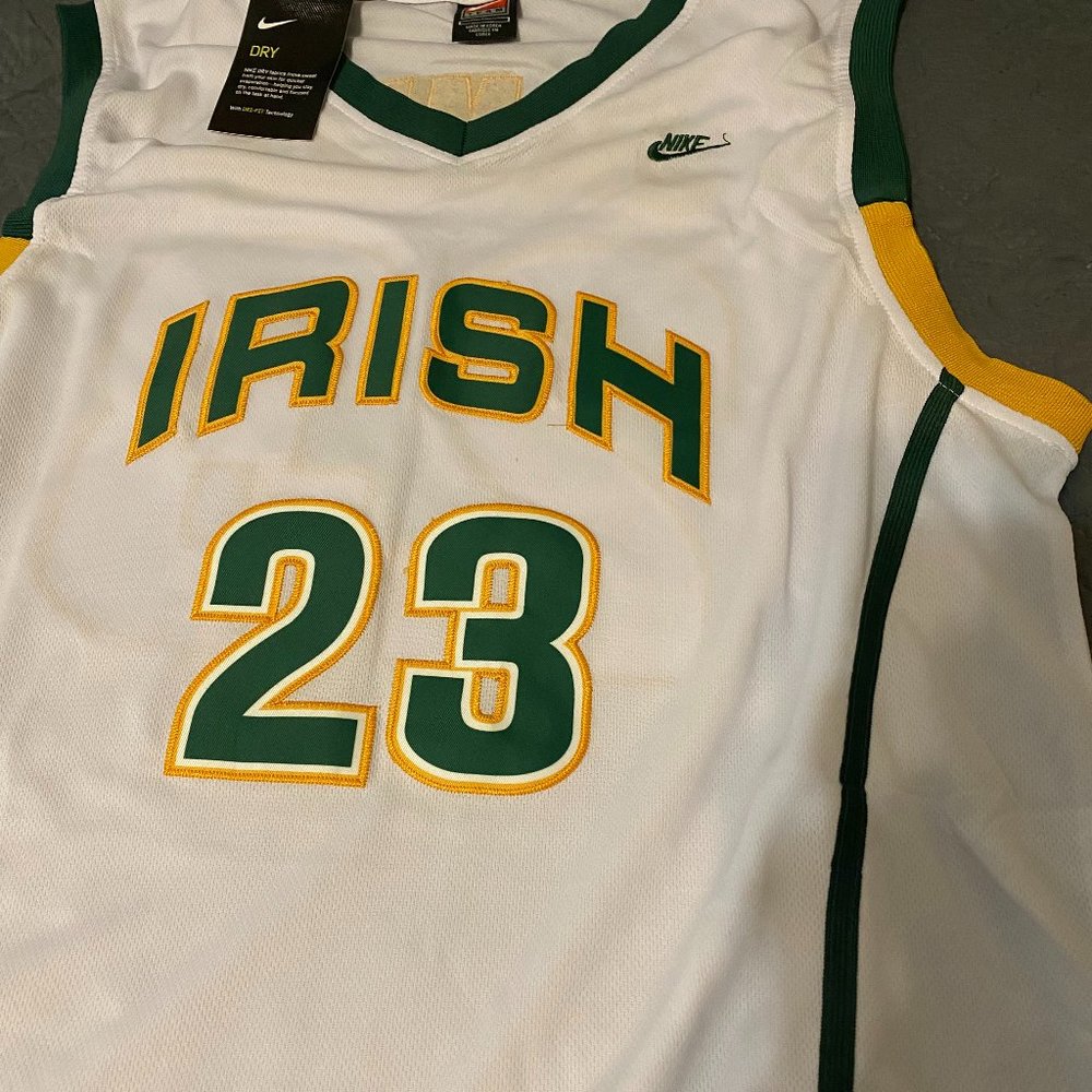 Lebron James High School Irish Jersey - Picture 3 of 3
